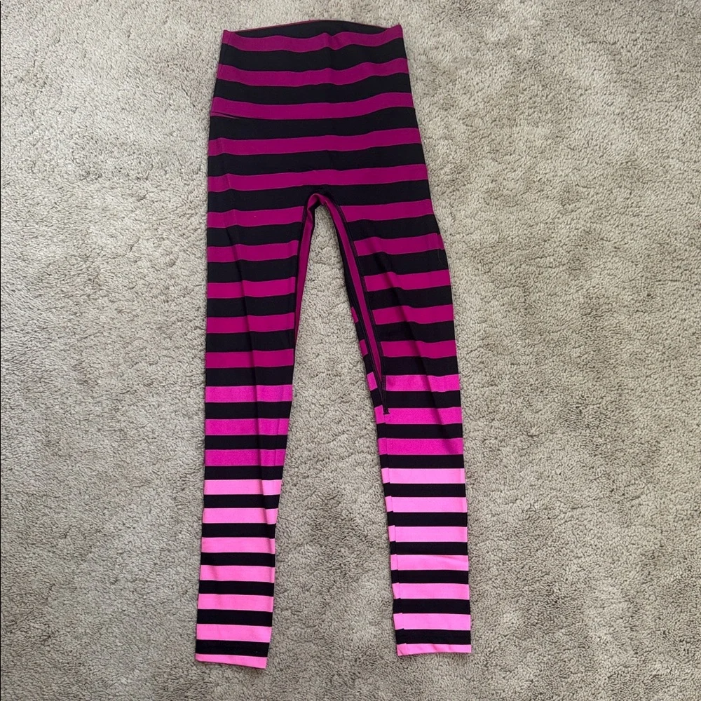 K-Deer Laura Ombré Signature Stripe Full Length Leggings size Small - Picture 3 of 7